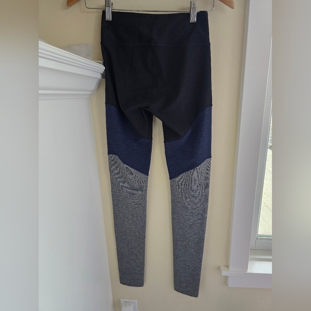 Outdoor Voices, Springs 7/8 Legging, Charcoal/Navy/Gray, Size XS - Picture 4 of 5